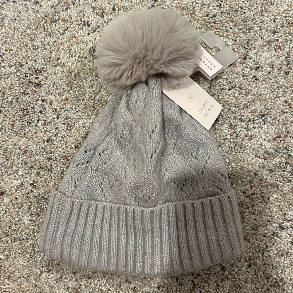 Laura Conrad gray hat